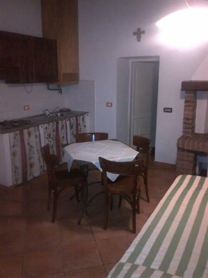 Borgo E Castello Apartment Suvereto
