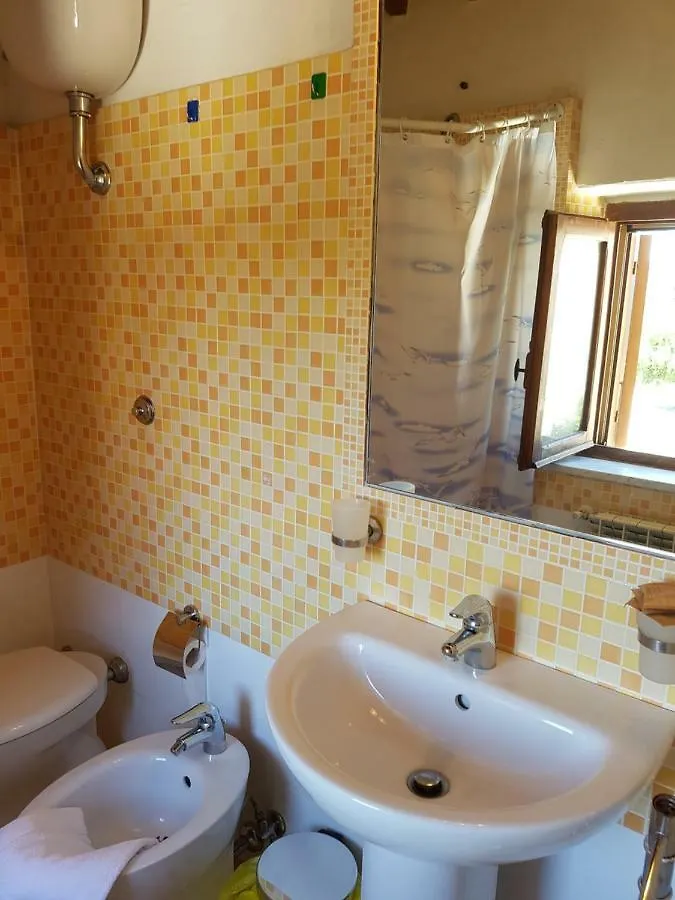Borgo E Castello Apartment Suvereto