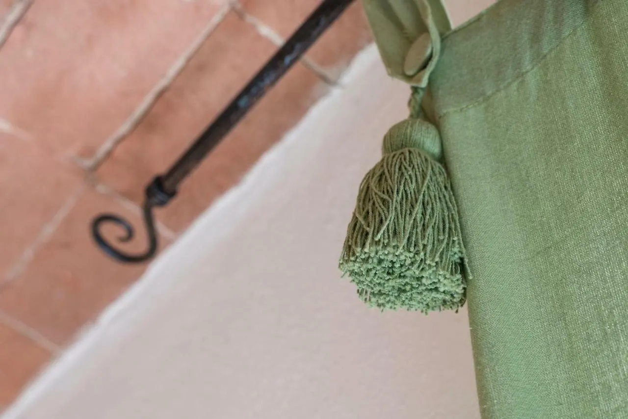 Borgo E Castello Apartment Suvereto